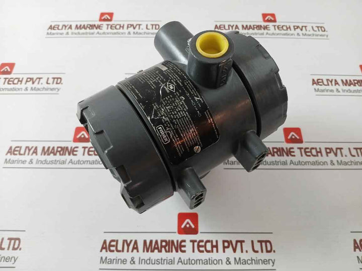 Fisher I2P-100 Electro-pneumatic Transducer 4-20 Madc 3-15 Psi