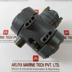 Fisher I2P-100 Electro-pneumatic Transducer 4-20 Madc 3-15 Psi