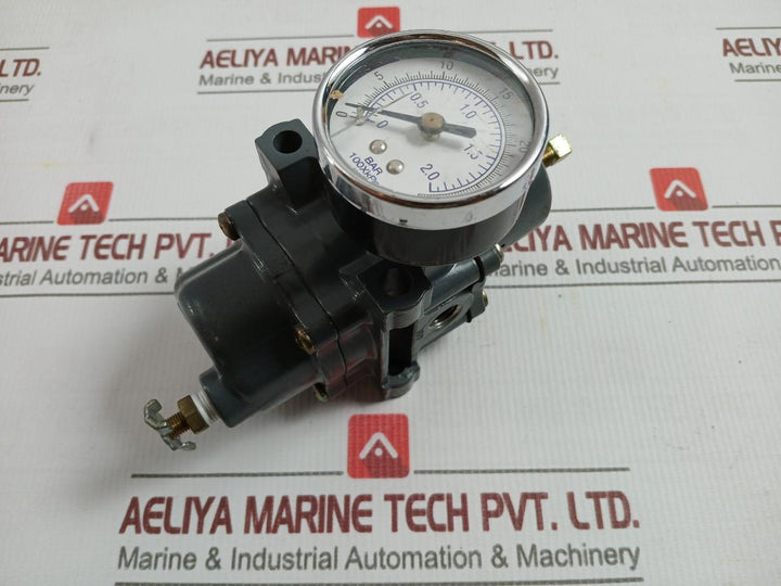 Fisher 67Cfr-224 Pressure Gauge Regulator 0-35Psi 0-2.0Bar 100Xkpa