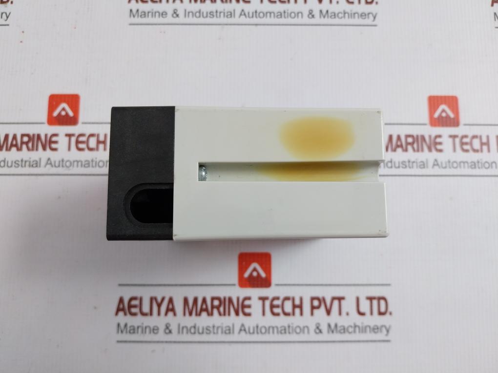 Flame Detector Relay 230Vac 50/60Hz Honeywell R4343 E1014