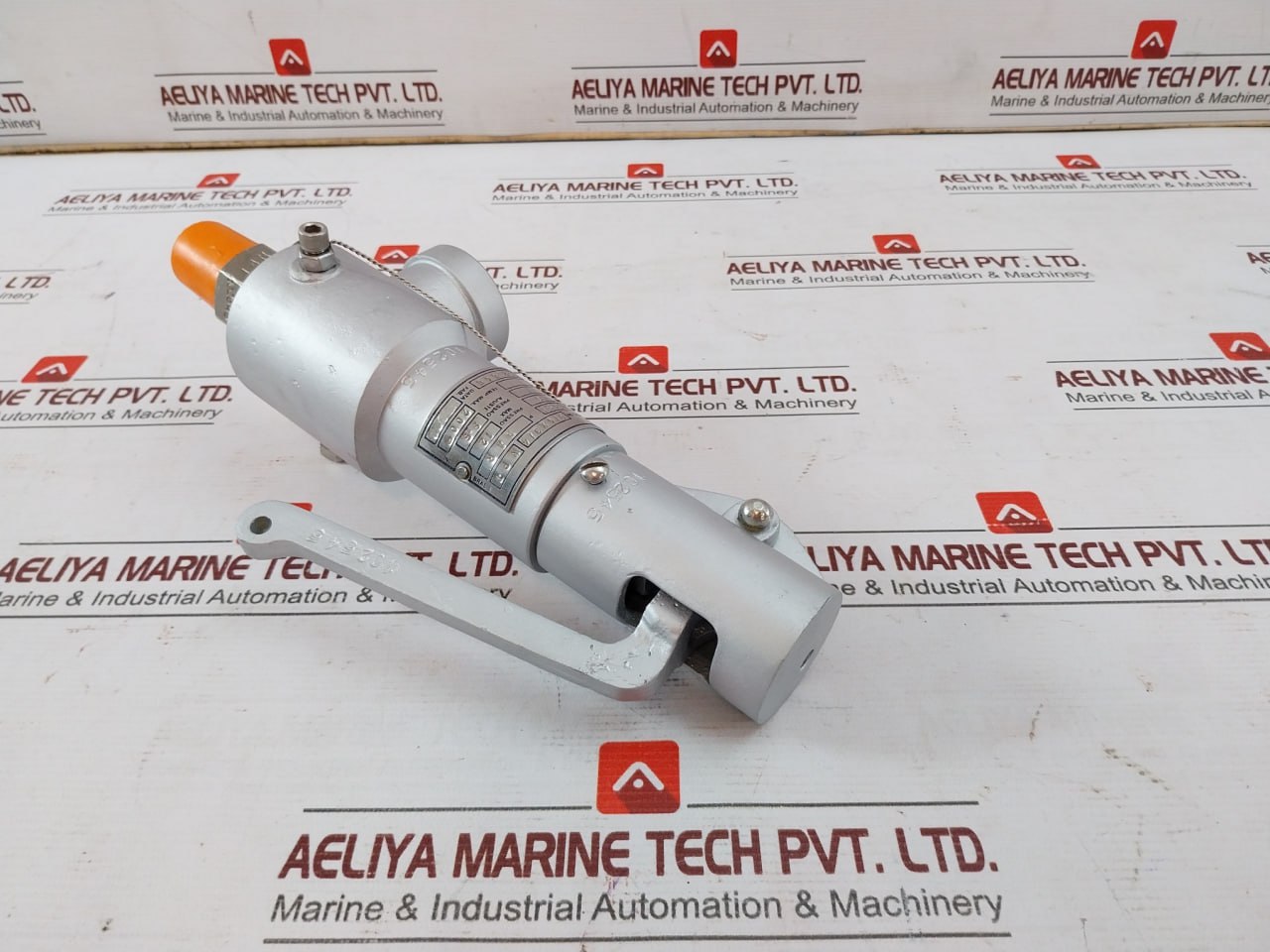 Fluid Controls 40.N64S1 Pressure Relief Valve 200C Max. 12 Bar