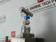 Fluid Controls 5 Valve "T" Type M/f Ss 316 Nace Pn 400 1709614