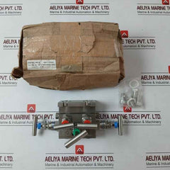 Fluid Controls 5 Valve "T" Type M/f Ss 316 Nace Pn 400 1709614