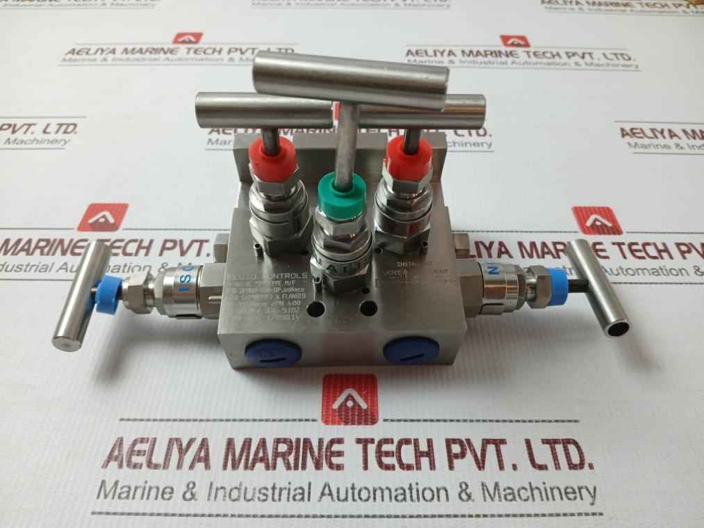 Fluid Controls 8-5 Sfmnv-4Dn-dp.Ssnace 5 Valve Manifold “T” Type M/F Pn400