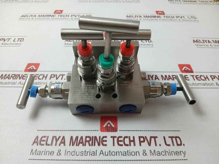 Fluid Controls 8-5 Sfmnv-4Dn-dp.Ssnace 5 Valve Manifold “T” Type M/F Pn400
