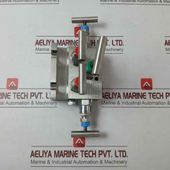 Fluid Controls 8-5 Sfmnv-4Dn-dp.Ssnace 5 Valve Manifold “T” Type M/F Pn400