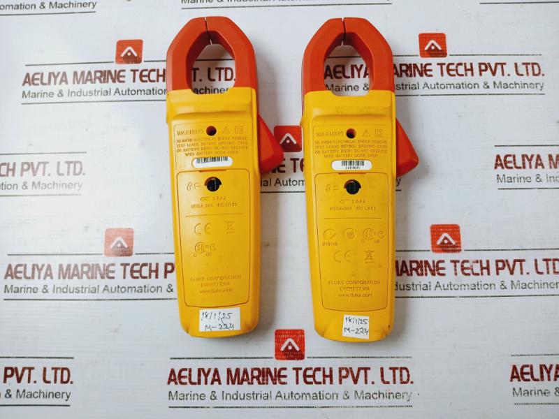 Fluke 302+ Digital Clamp Meter 400A Cat Iii 600V