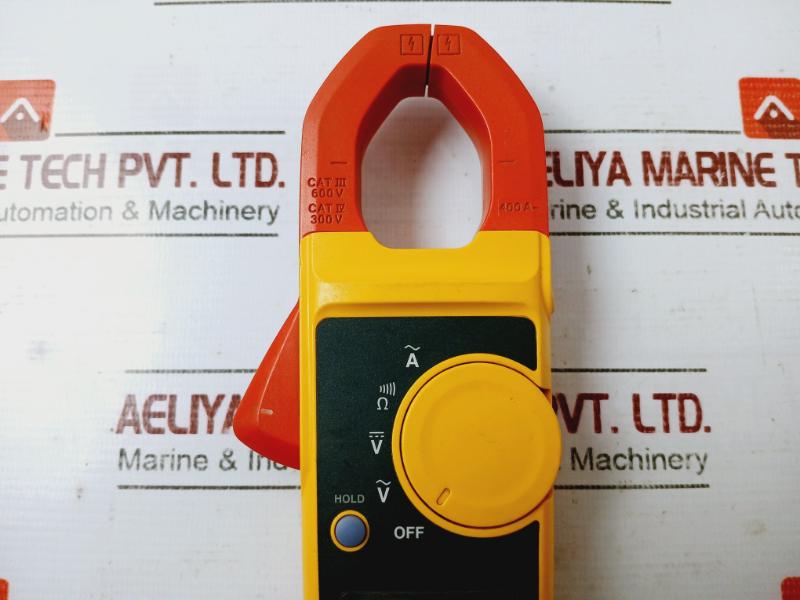 Fluke 302+ Digital Clamp Meter 400A Cat Iii 600V