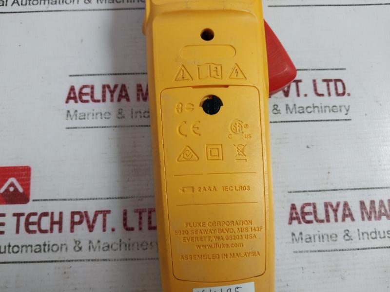 Fluke 305 Clamp Meter 1000A Iec Lr03