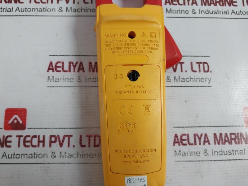 Fluke 305 Clamp Meter Cat Iii 600V Cat Iv 300V Neda 24A