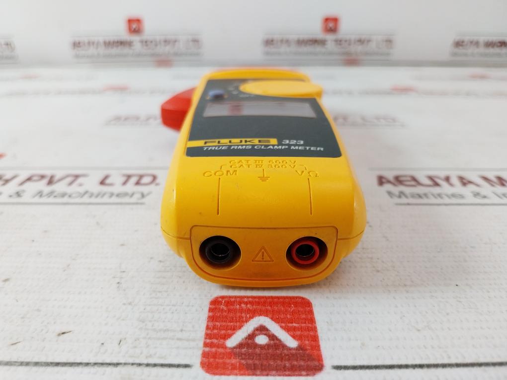 Fluke 323 Clamp Meter Cat III 600V 400A