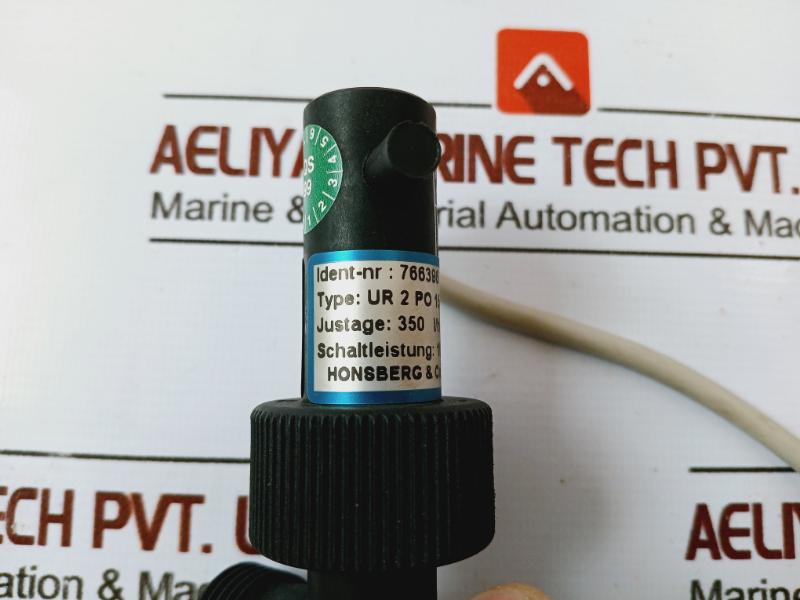 Fluvatest Hosco Ur2Po15Pa Flow Switch 350 I/H 100Vac/10Va Pn10/20°C