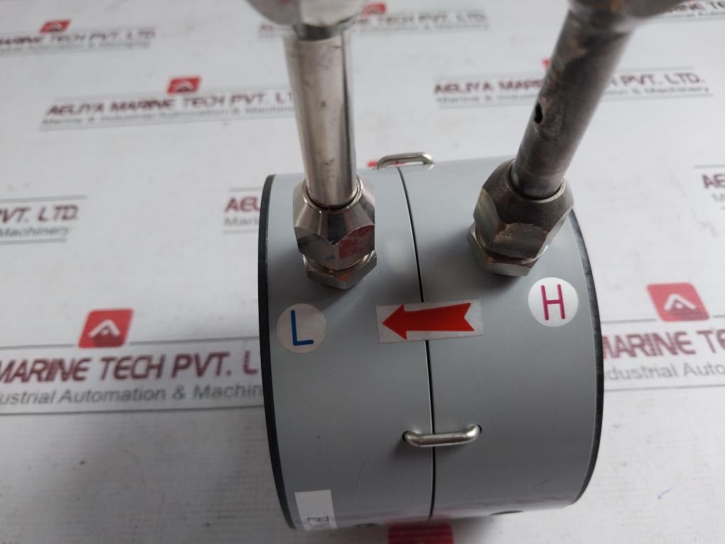 Fmn31197 Differential Pressure Transmitter Manifold Assembly