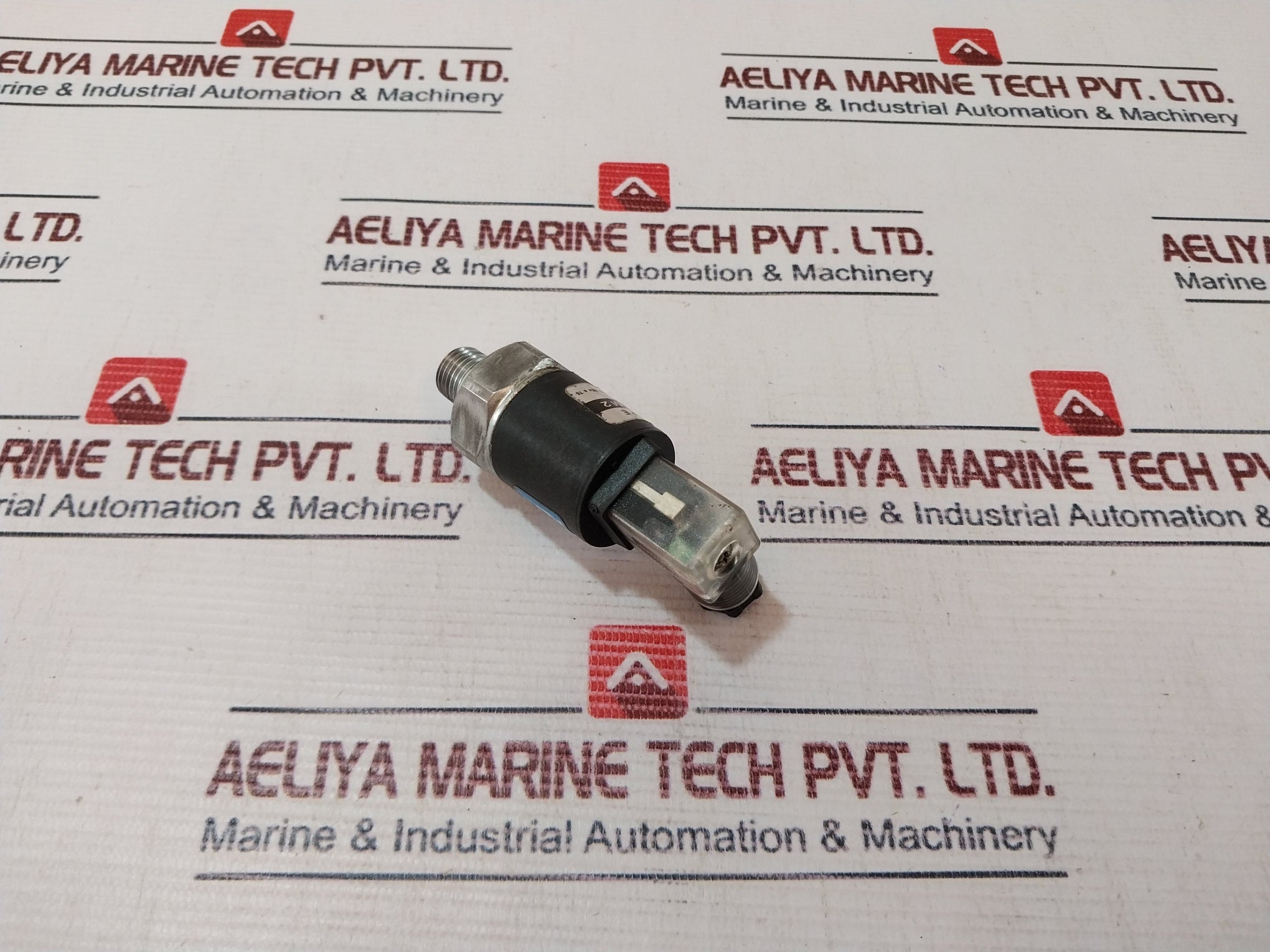 FOX F4/M2 Pressure Switch 250VAC 0.5A
