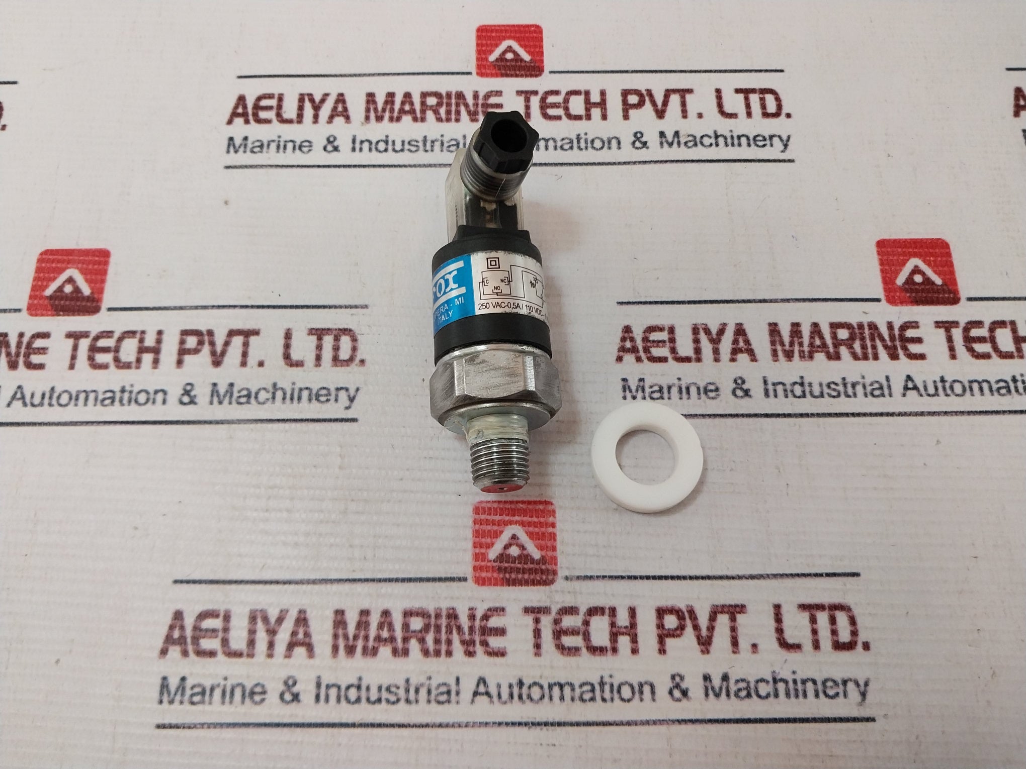 FOX F4/M2 Pressure Switch 250VAC 0.5A