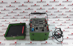 Foxboro 2At-cal Spec 200 System Calibrator & Accessories Range: 1-100