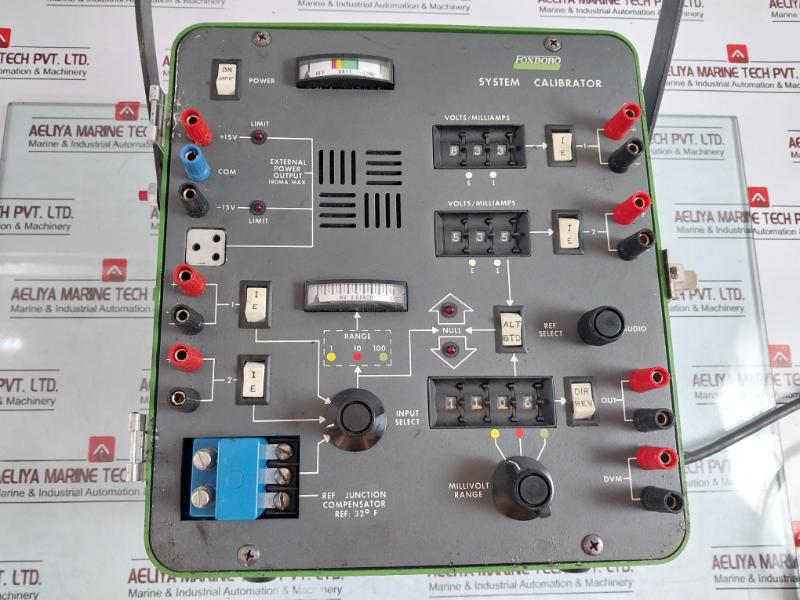 Foxboro 2At-cal Spec 200 System Calibrator & Accessories Range: 1-100