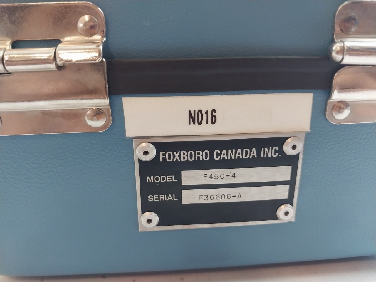 Foxboro 5450-4 Calibration Test Set With Zero Enclosure Zc-7010