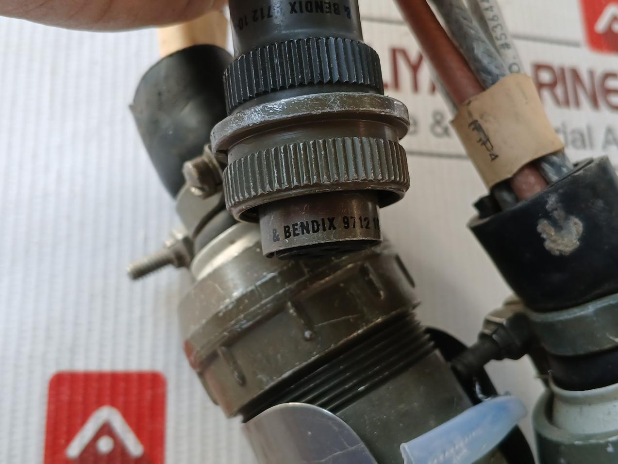 Foxboro 5726-10 Hermetic Feed Thru Assembly Set 10-329290-283