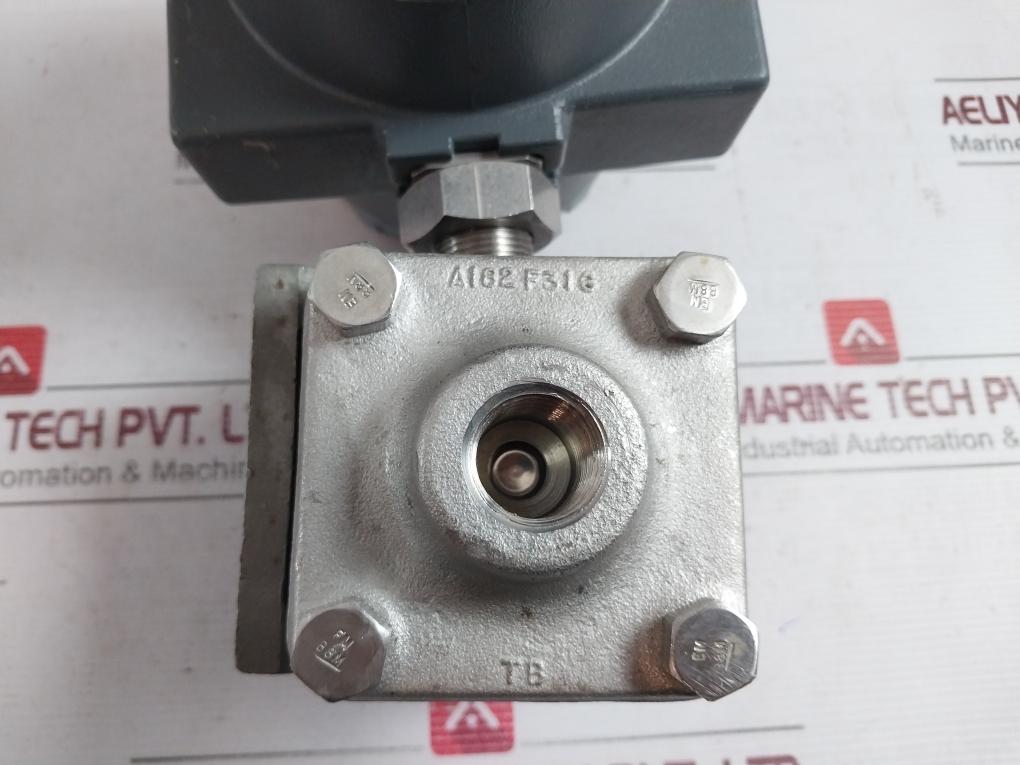 Foxboro 821Al-ds1Nh2-c Intelligent Pressure Transmitter 12.5-42Vdc 1.8Bar 4-20Ma