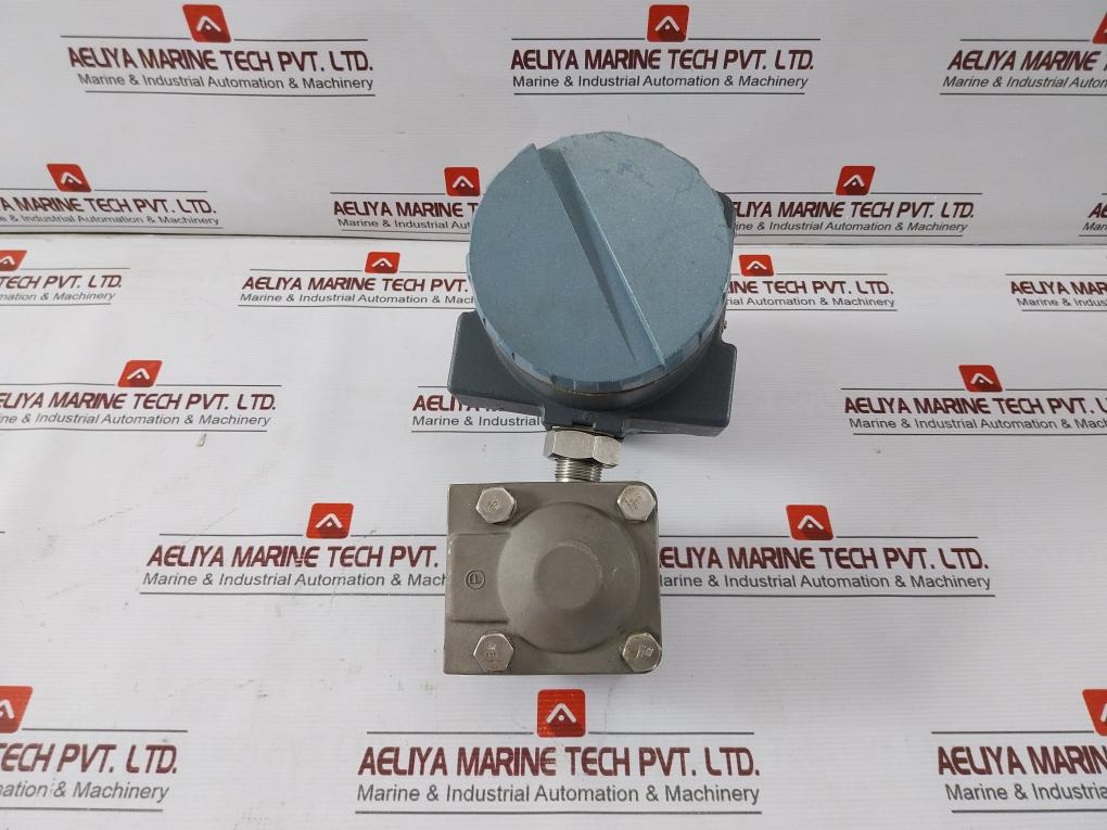 Foxboro 821Al-ds1Nh2-c Intelligent Pressure Transmitter L0121Fr-a 12.5-42Vdc 1.8