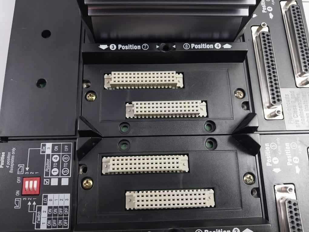 Foxboro/Invensys Fbm201D I/A Series Channel Isolated 8 Input Module 0-10Vdc Fbm207B 8W