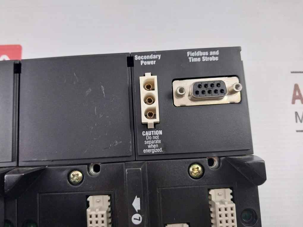 Foxboro/Invensys Fbm201D I/A Series Channel Isolated 8 Input Module 0-10Vdc Fbm207B 8W