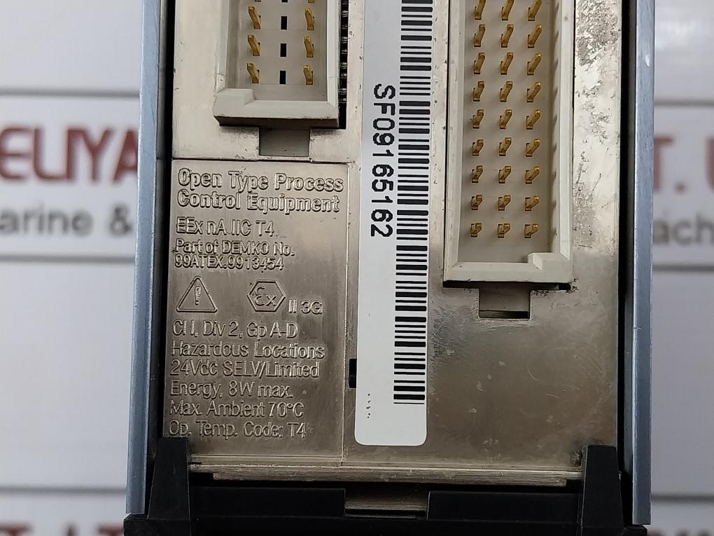 Foxboro Invensys Fbm217 Group Isolated Voltage Monitor 32 Input P0914Tr 24Vdc