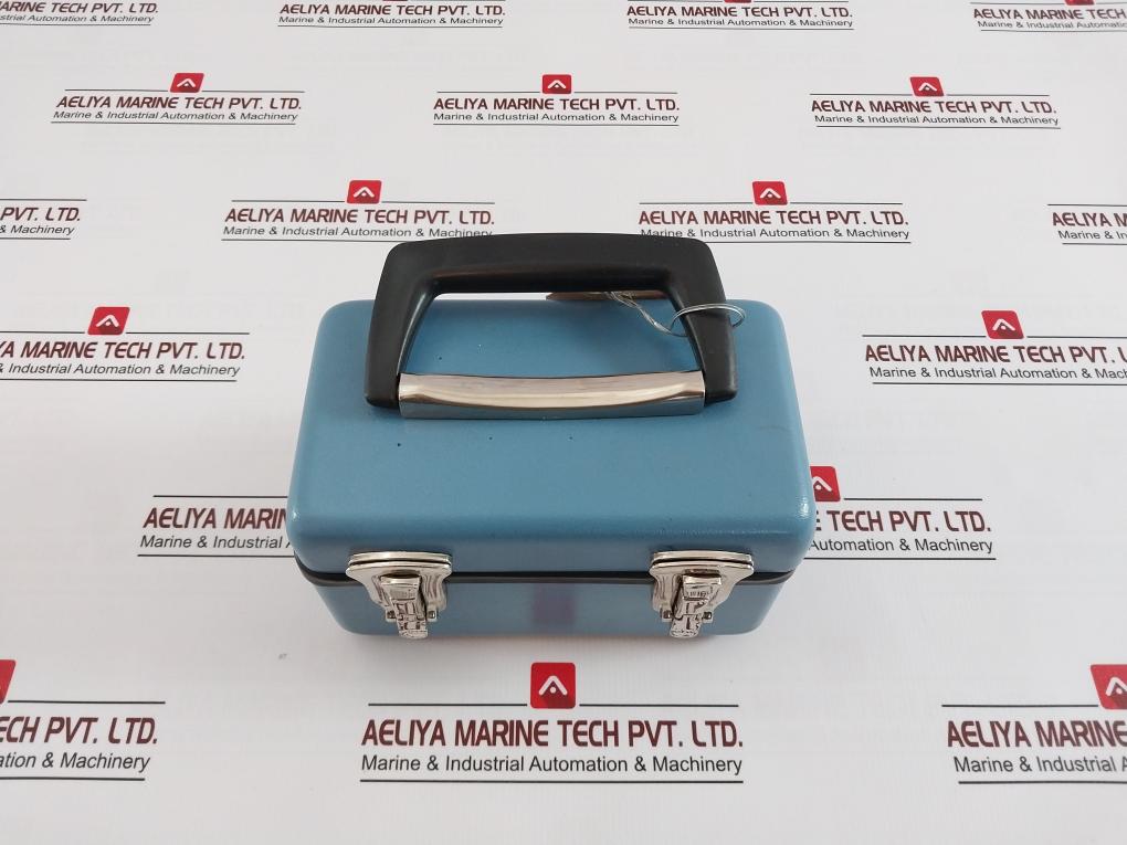 Foxboro M5450-4 Calibration Test Set Zc-7010 L8006Er