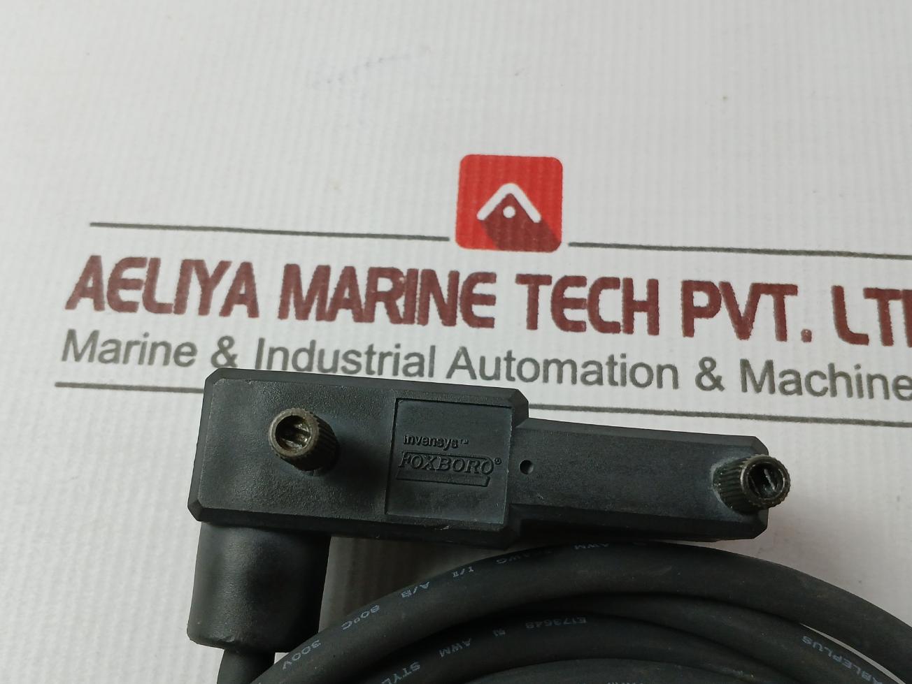 Foxboro P0916De Communication Cable 2-meter Y8001Ej-c-m002 26Awg 80°C Vw-1