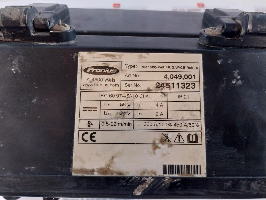 Fronius 4,049,001 Vr 1500-pap 4R/G/W/Cb Rob./A Ip21 Wire Feeder Welder