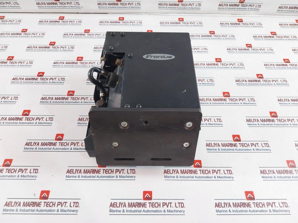 Fronius 4,049,001 Vr 1500-pap 4R/G/W/Cb Rob./A Ip21 Wire Feeder Welder