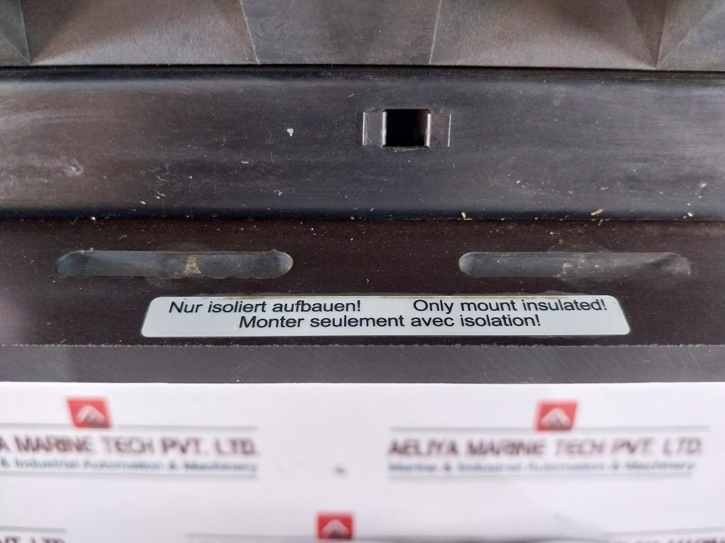 Fronius 4,049,001 Vr 1500-pap 4R/G/W/Cb Rob./A Ip21 Wire Feeder Welder