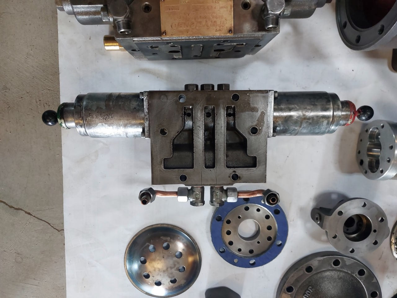 Frydenbo Pe 1 1/4 Steering Gear Triple Screw Cartridge Pump 0.02Mm 0-25 1/1000In