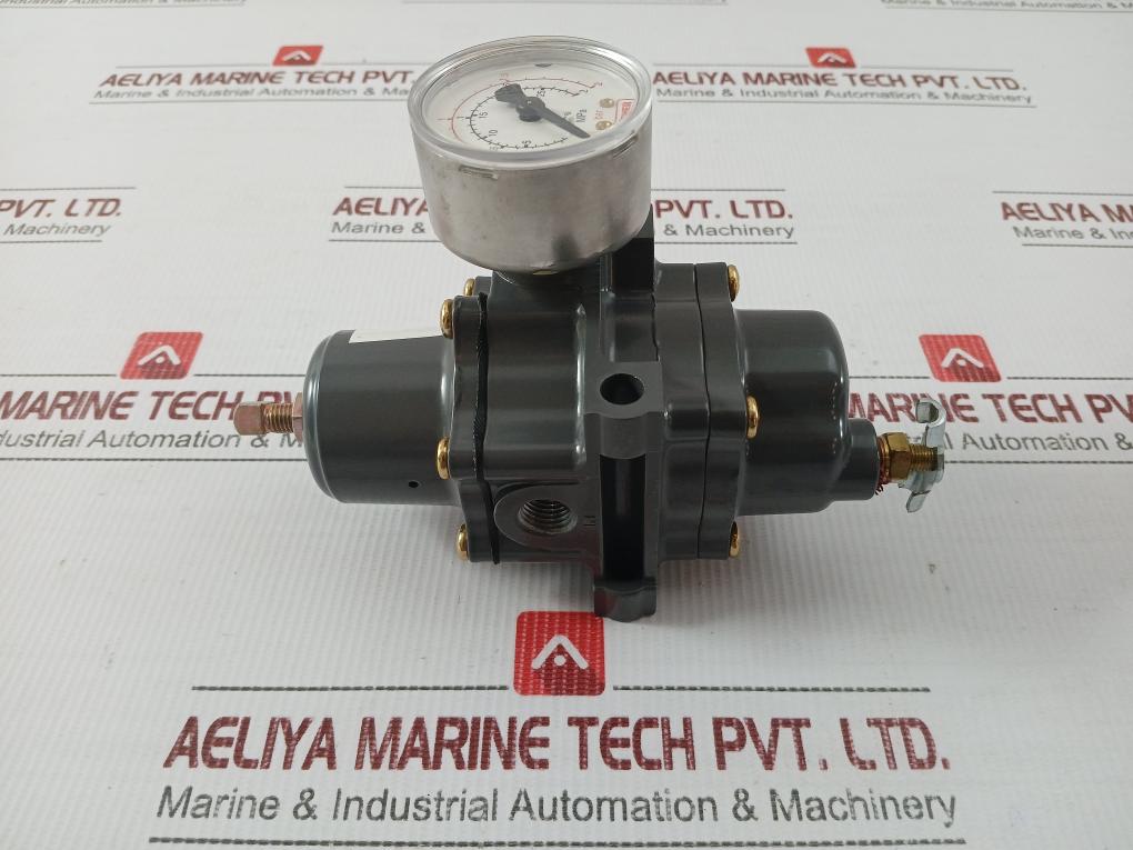 Fs-67cfr-235-Instrument-Supply-Regulator-With-Brass-Gauge-By-Fisher-6