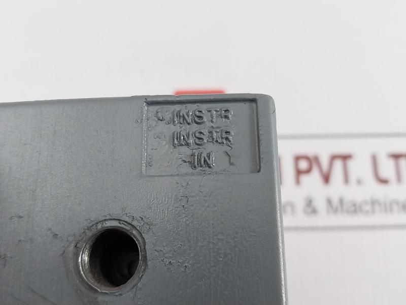Fs3582-1-a Pneumatic Single-acting Positioner 3 To 15 Psi Fisher