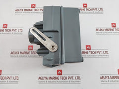 Fs3582-1-a Pneumatic Single-acting Positioner 3 To 15 Psi Fisher