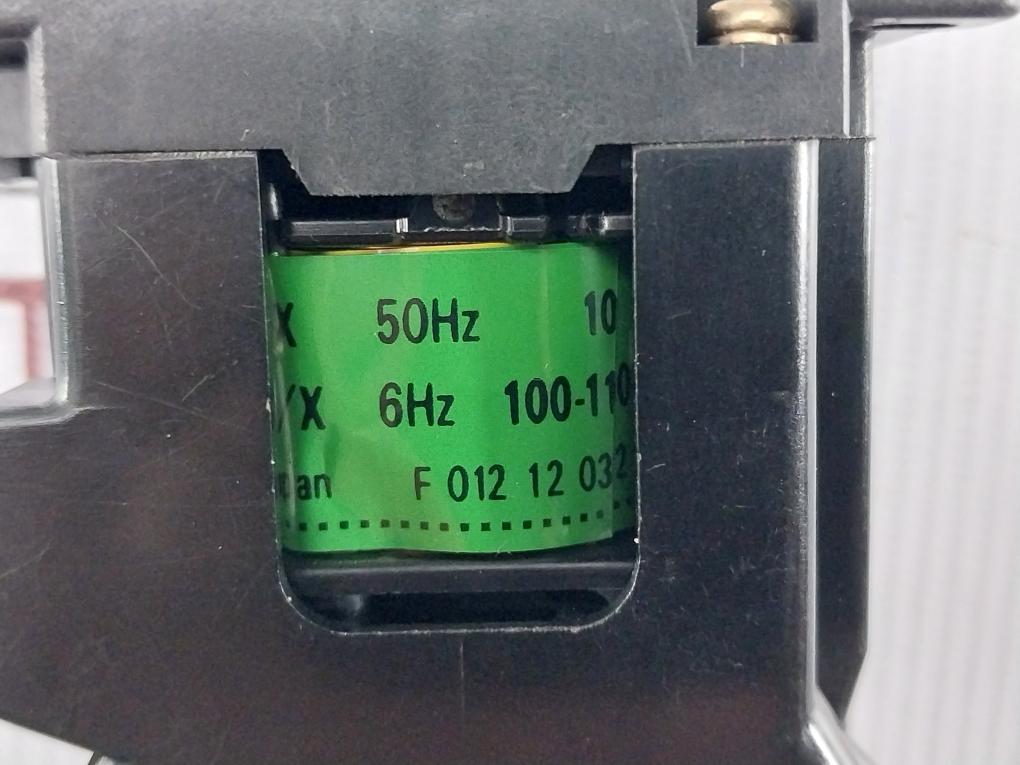 Fuji-Electric-100-100-110V-50-60Hz-Auxiliary-Relay-Src50-2U-X-6A-209609-9