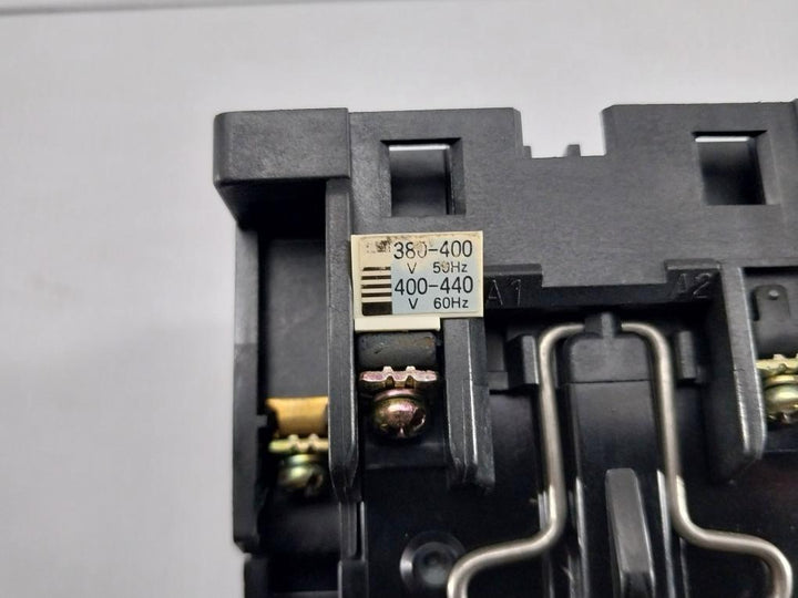 Fuji-Electric-380-400V-50Hz-F05270024E-Magnetic-Contactor-Sc-2N-35-209606-8