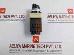Fuji-Electric-600V-10A-41-10896-Kha-0030413-Selector-Switch-Ah30-p0B22-208490-12