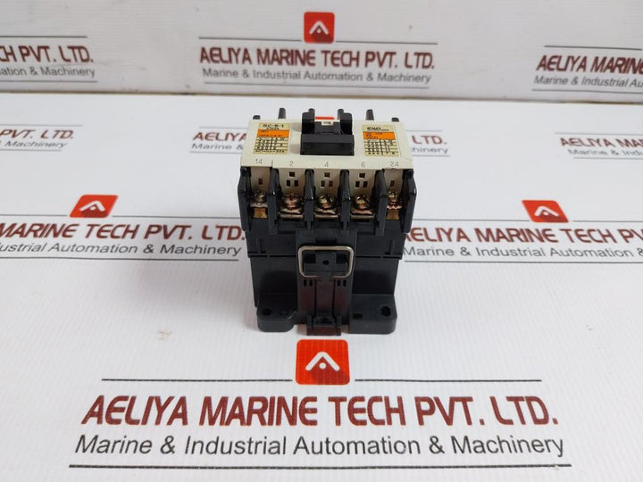 Fuji-Electric-Magnetic-Contactor-Sc-5-1-Z103a-2