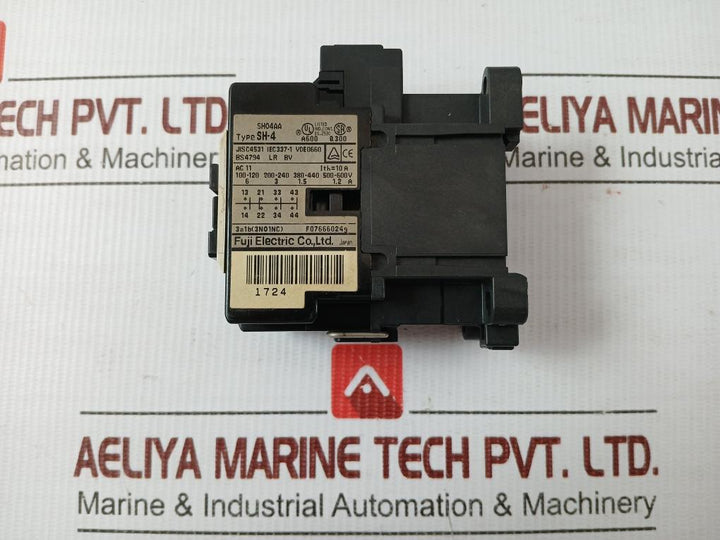 Fuji Electric 10A 200–220V Ac 50/60 Hz Auxiliary Contactor Sh04Aa