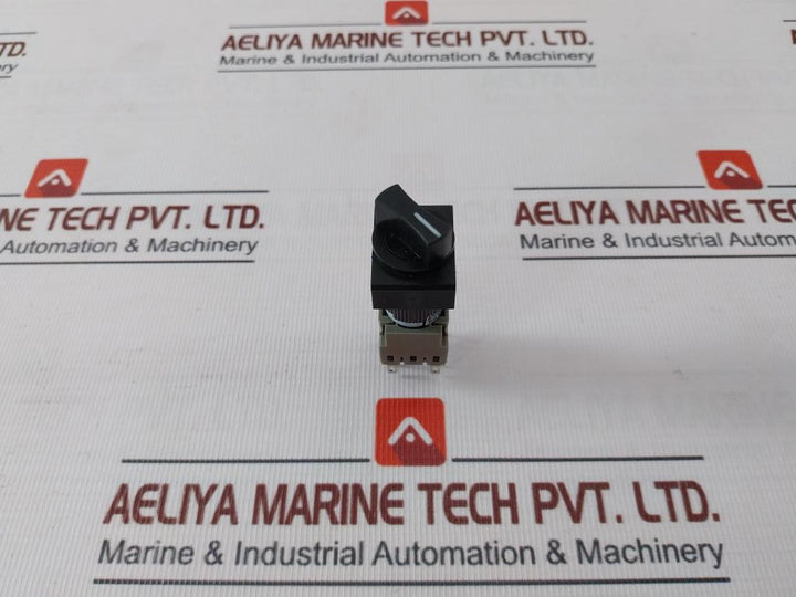 Fuji Electric Ah164-p2 Selector Switch 125/250V 1/0.5A 0.2A/125Vdc