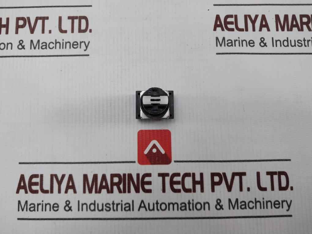 Fuji Electric Ah16p-tgf Pushbutton Switch 250v 5a Jis