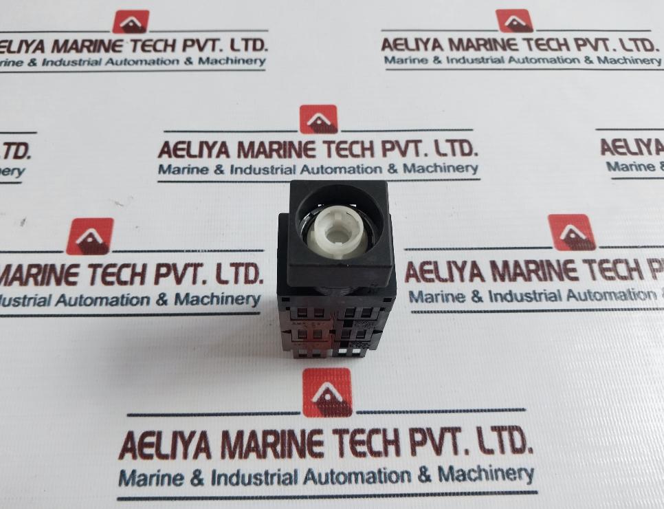 Fuji Electric AH22-P2 Command Switch 41-10896