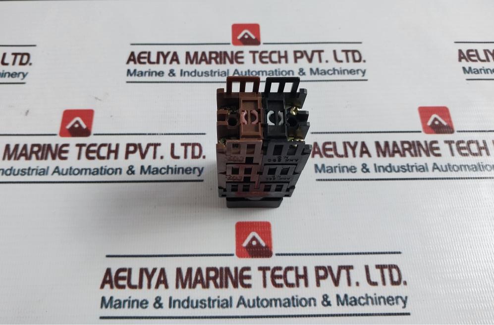 Fuji Electric AH22-P2 Command Switch 41-10896
