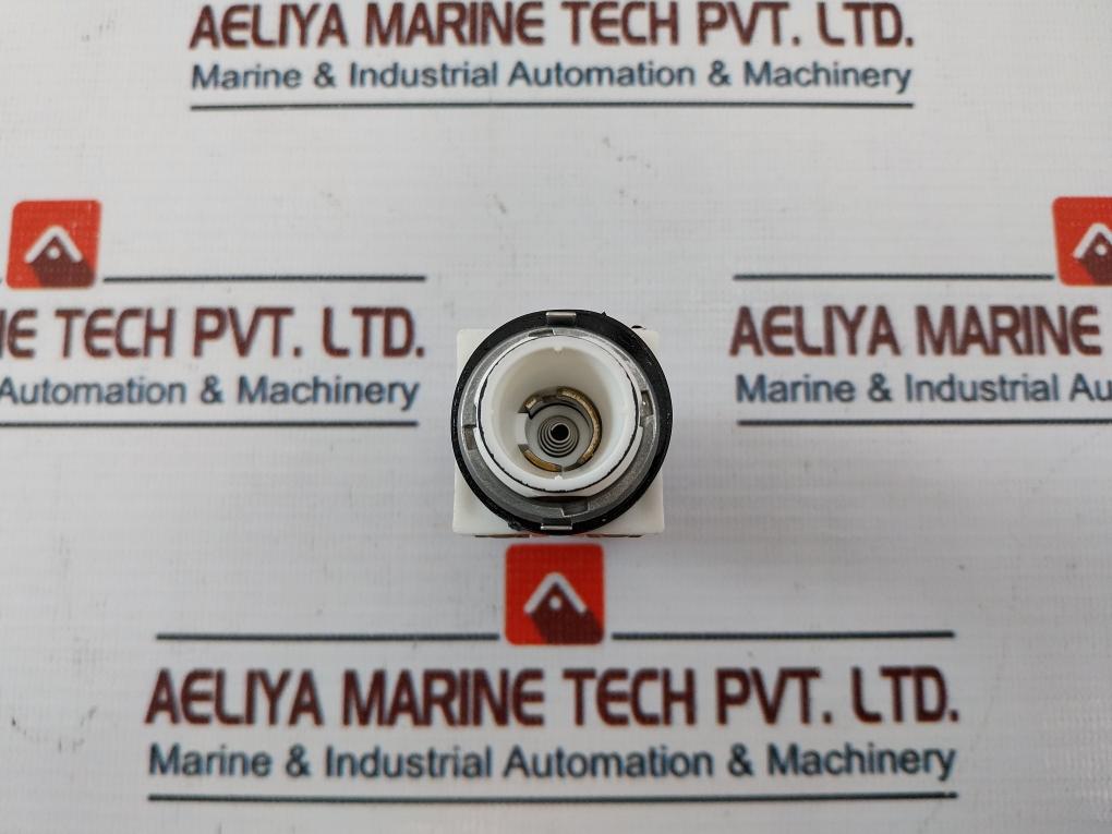 Fuji Electric Ah22-sz H Command Switch Ahx511-h New