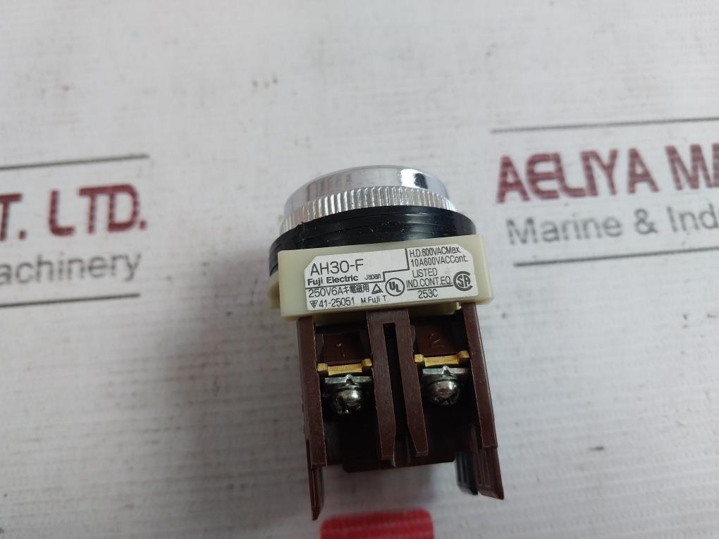 Fuji Electric Ah30-f Push Button Command Switch 10A600Vaccont Ah30-fb11