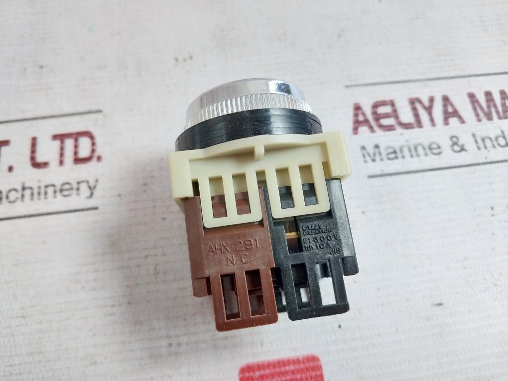 Fuji Electric Ah30-f Push Button Command Switch 10A600Vaccont Ah30-fb11