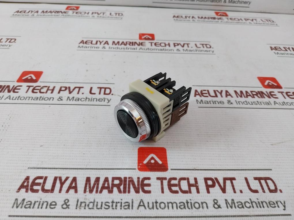 Fuji Electric Ah30-f Pushbutton Switch 250V 6A 10A 600Vac